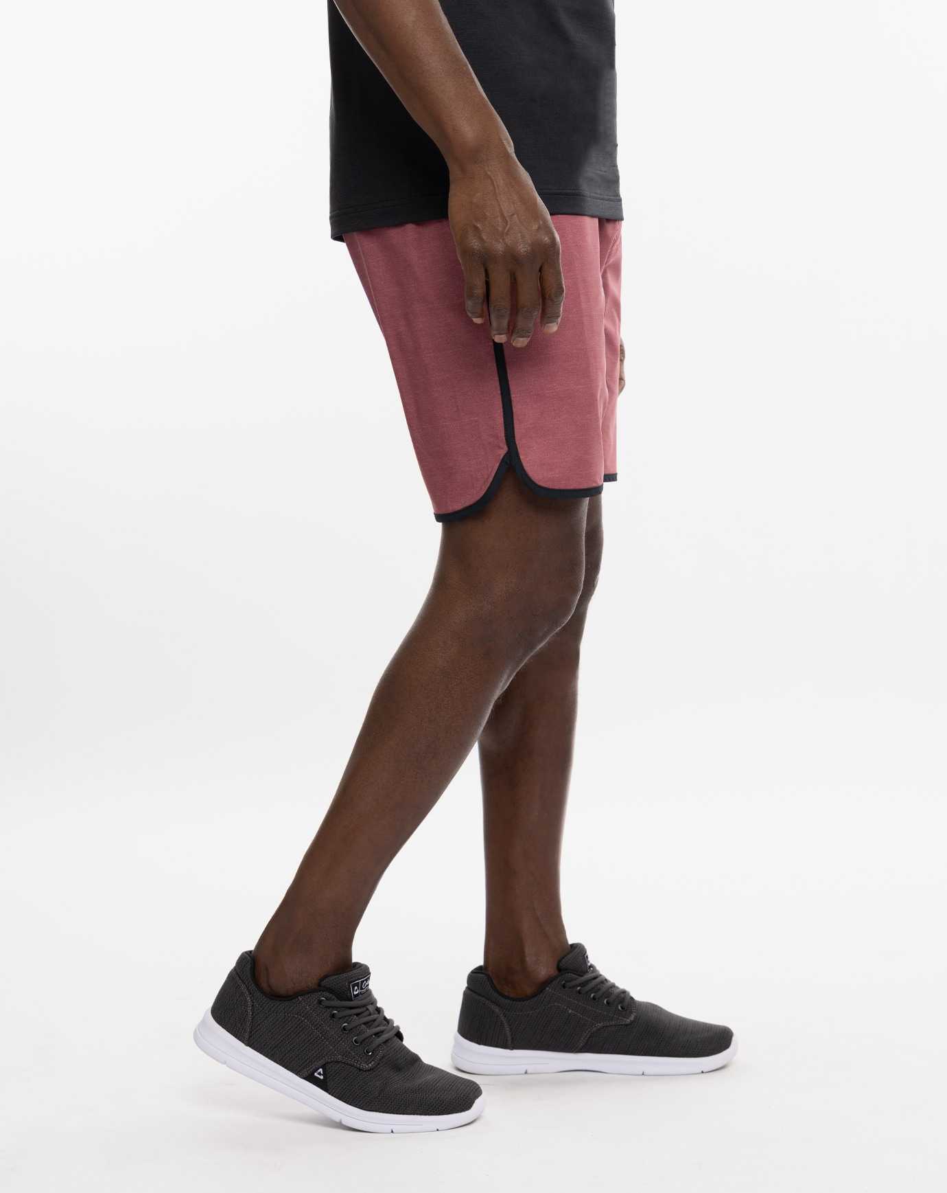 Travis Mathew Another Round Active Short 7.5in Roan Rouge | SCFRLJV-04