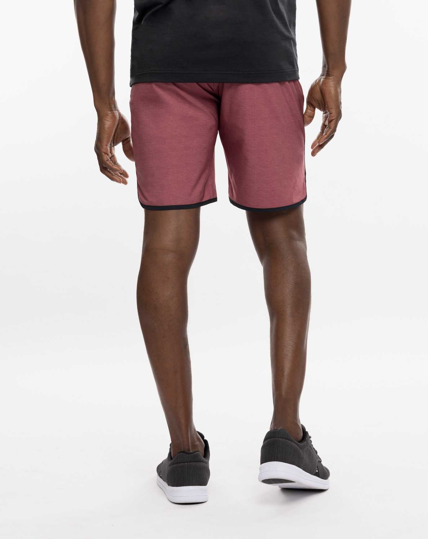 Travis Mathew Another Round Active Short 7.5in Roan Rouge | SCFRLJV-04