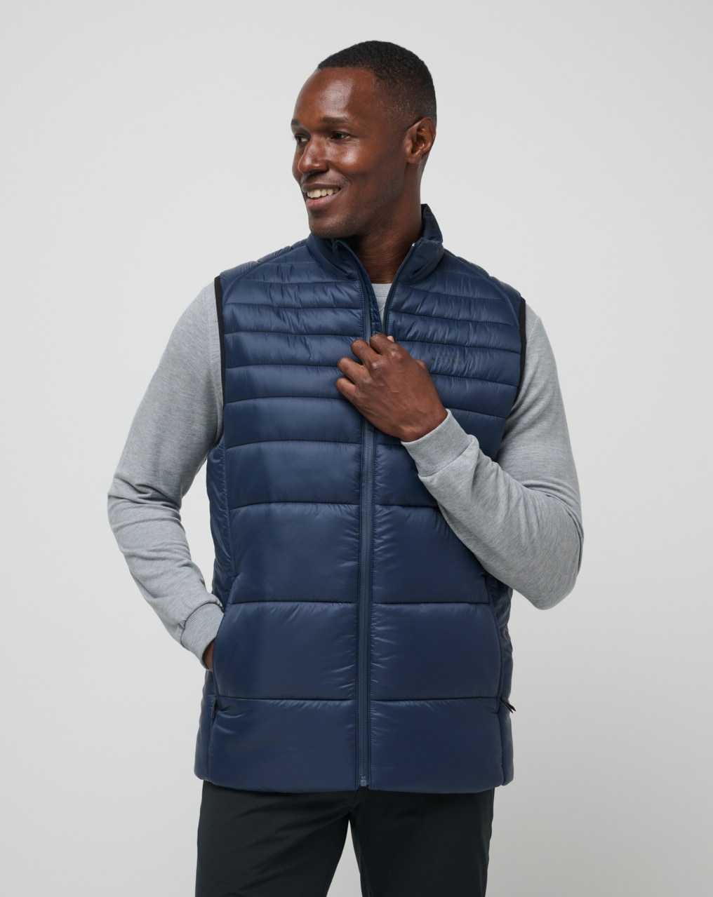 Travis Mathew Aves Tech Puffer Vest Total Eclipse | SLGRXIE-71