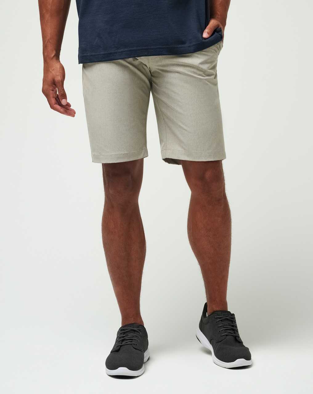 Travis Mathew Beck Short 9.5in Khaki | LECPHRZ-02