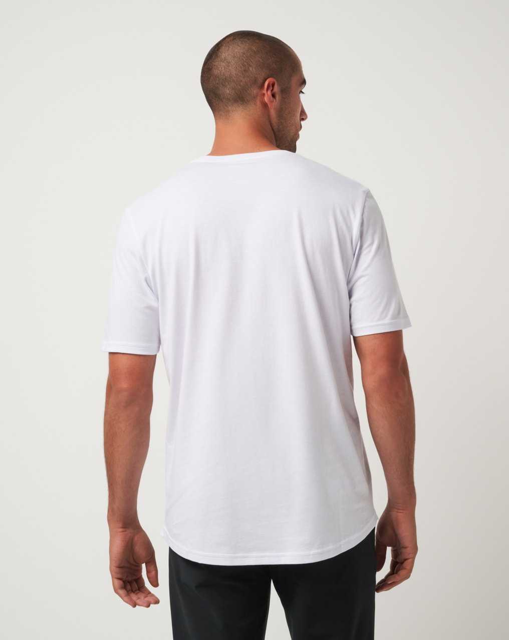 Travis Mathew Burnley Shootout Tee White | OVYHUDW-43