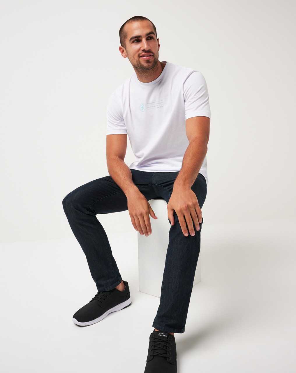 Travis Mathew Burnley Slide Show Tee White | KPIOBLE-38