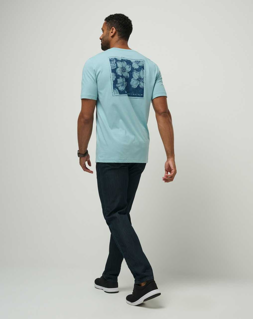 Travis Mathew Catamaran Coast Tee Cameo | YIDJXVK-10