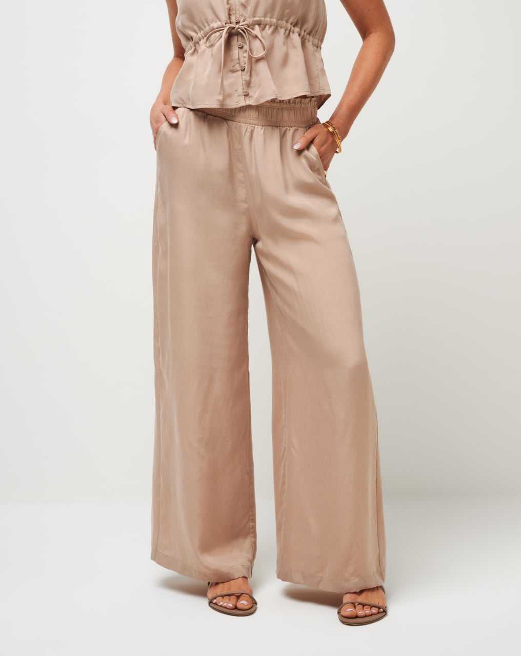 Travis Mathew Chardonnay Sunday Pant Almondine | NAYWZJD-92