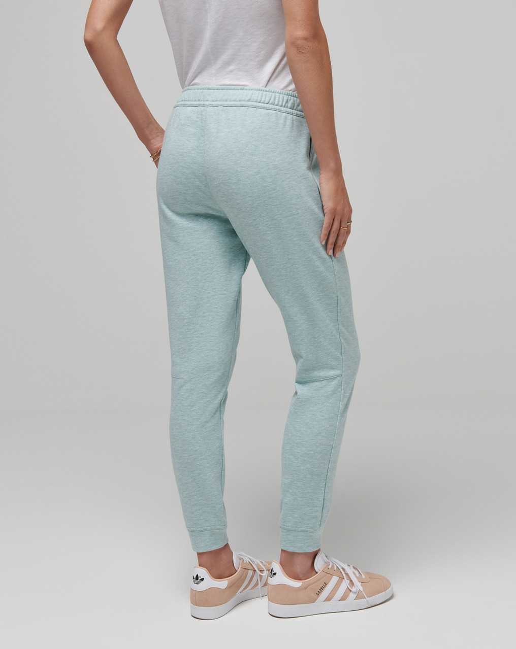 Travis Mathew Cloud Fleece Jogger Heather Ether | KCNLPJY-41