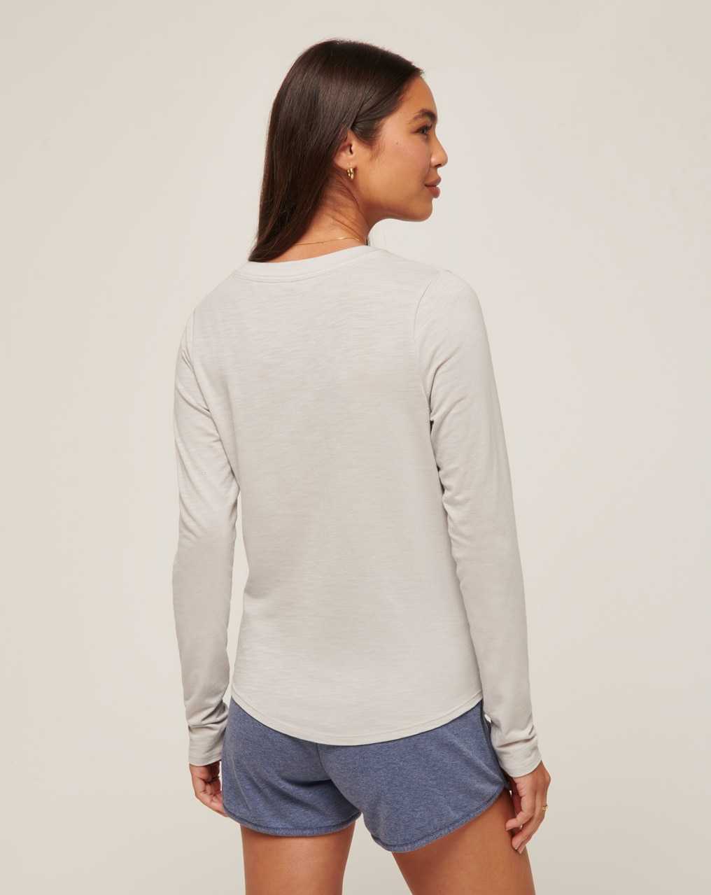 Travis Mathew Cloud Jersey Henley Light Grey | HKEBRIY-56