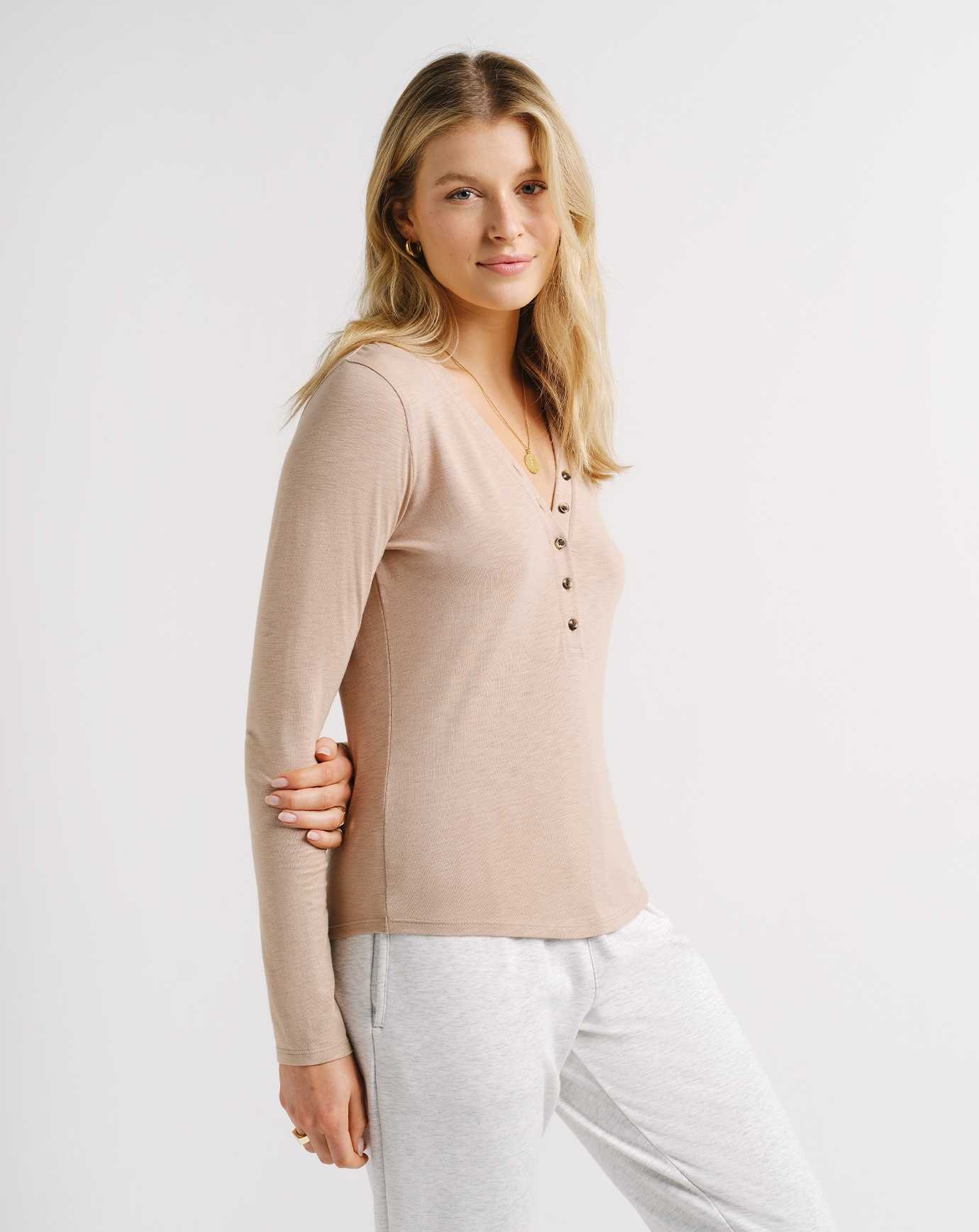 Travis Mathew Cloud Jersey Henley Natural | NSYBMGD-87