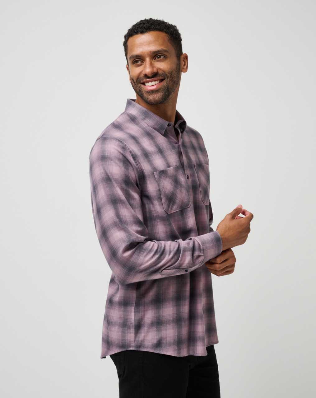 Travis Mathew Cloud Plaid Flannel Button-up Elderberry/Total Eclipse | VGDHNRZ-47