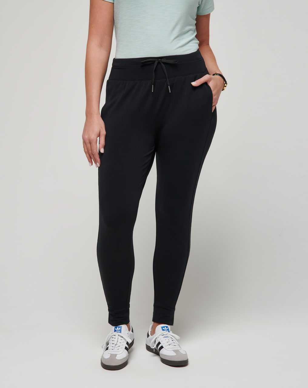 Travis Mathew Cloud Terry Tie Jogger Black | BNUAJRV-36