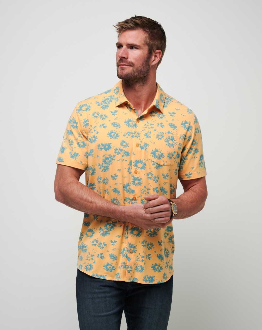 Travis Mathew Coconut Shrimp Button-up Apricot | UMDZFHQ-48