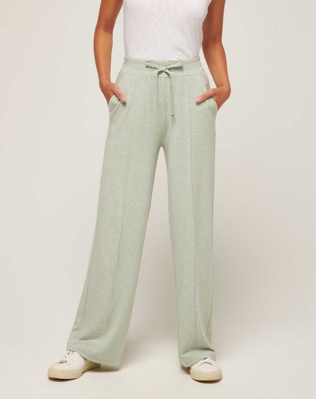 Travis Mathew Connecting Flight Cloud Terry Wide Leg Pant Heather Desert Sage | FNHALVD-08