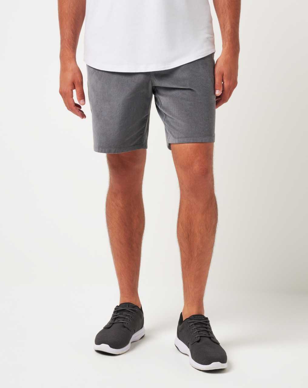 Travis Mathew Cuddy Cabin Short 8in Quiet Shade | HWQMTYO-81