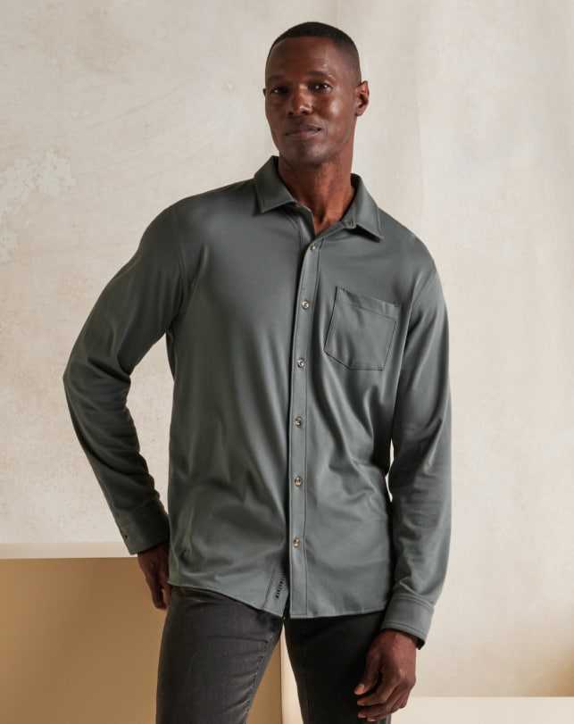 Travis Mathew Evening Bonfire Button-up Dark Olive | JCNVFTR-79