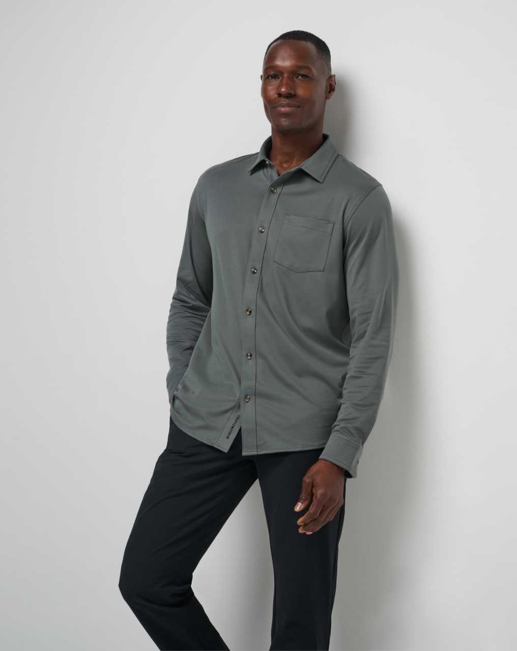 Travis Mathew Evening Bonfire Button-up Dark Olive | JCNVFTR-79