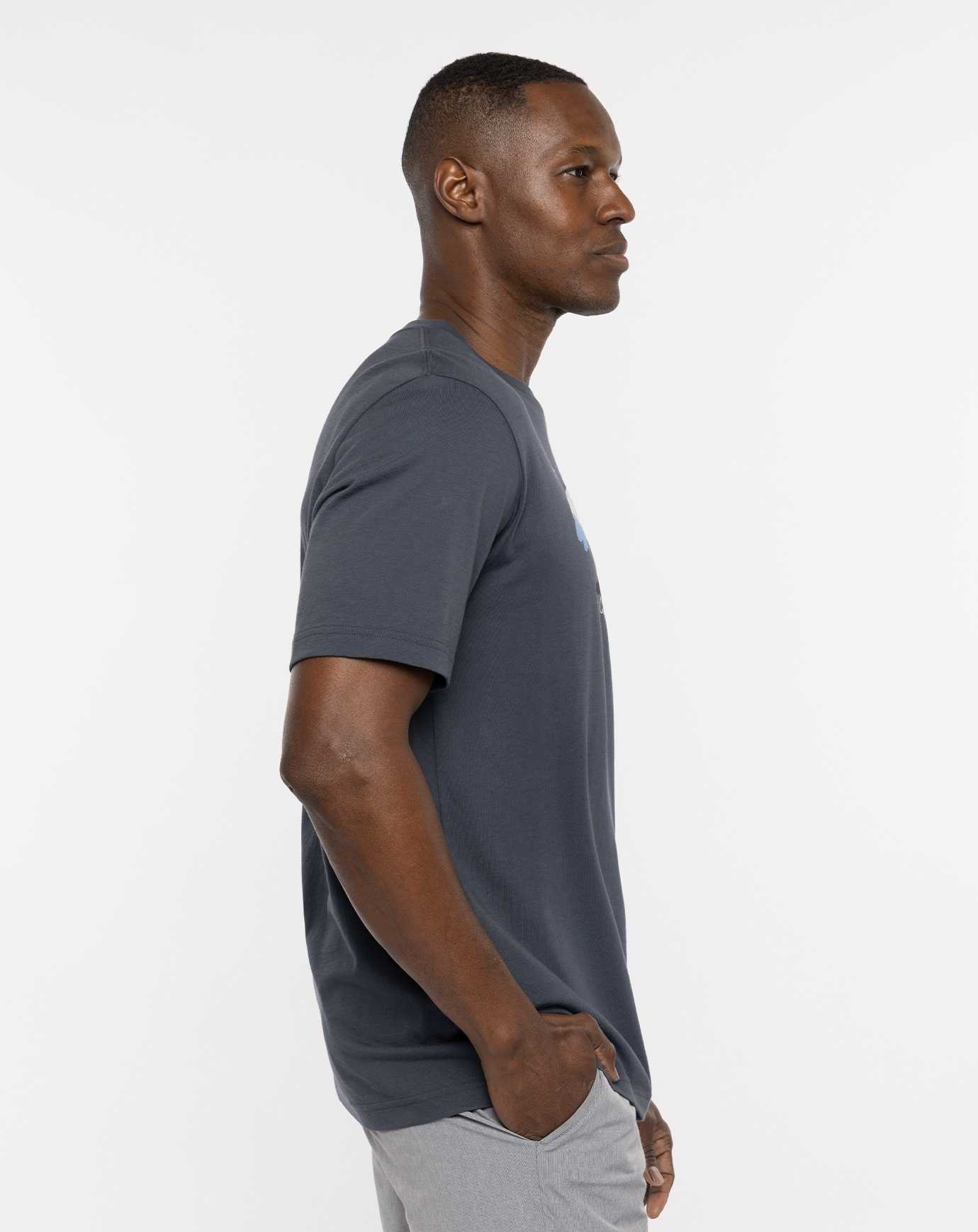 Travis Mathew Fog City Tee Blue Nights | DXHCRUE-46