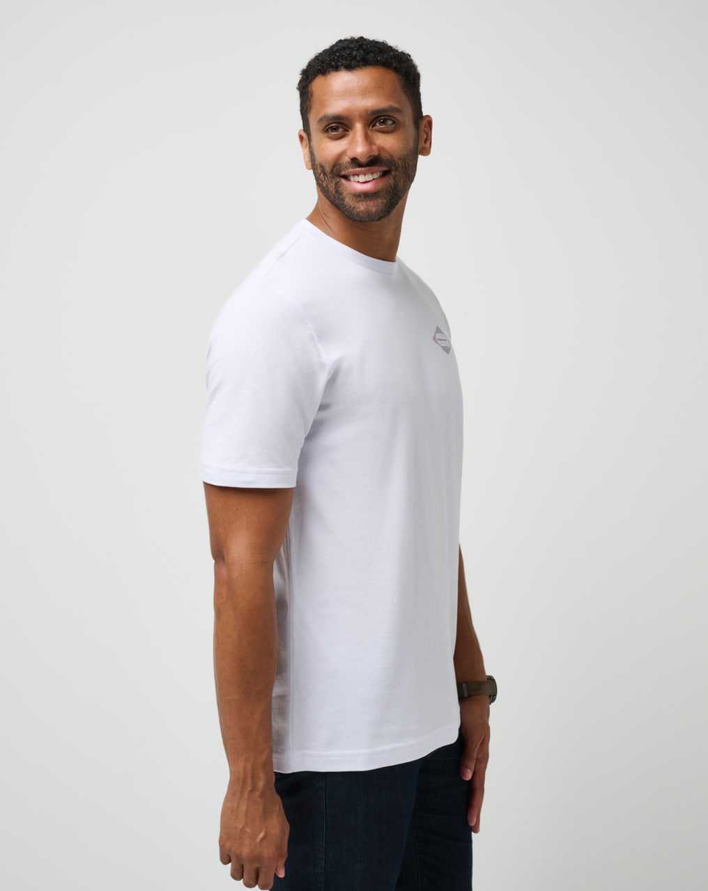 Travis Mathew For Sure Tee White | XEZGFLR-94