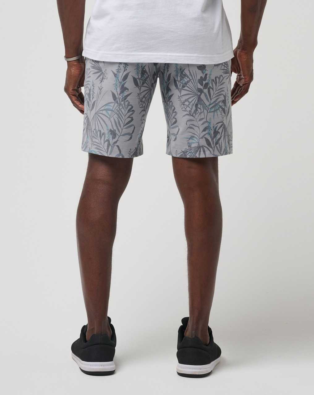 Travis Mathew Garden Isle Short 9in Heather Light Grey | FEGRBSD-93