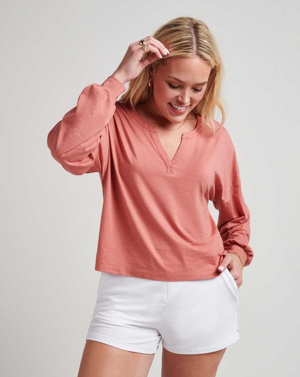 Travis Mathew Girls Night Top Brick Dust | NQDZRUL-40