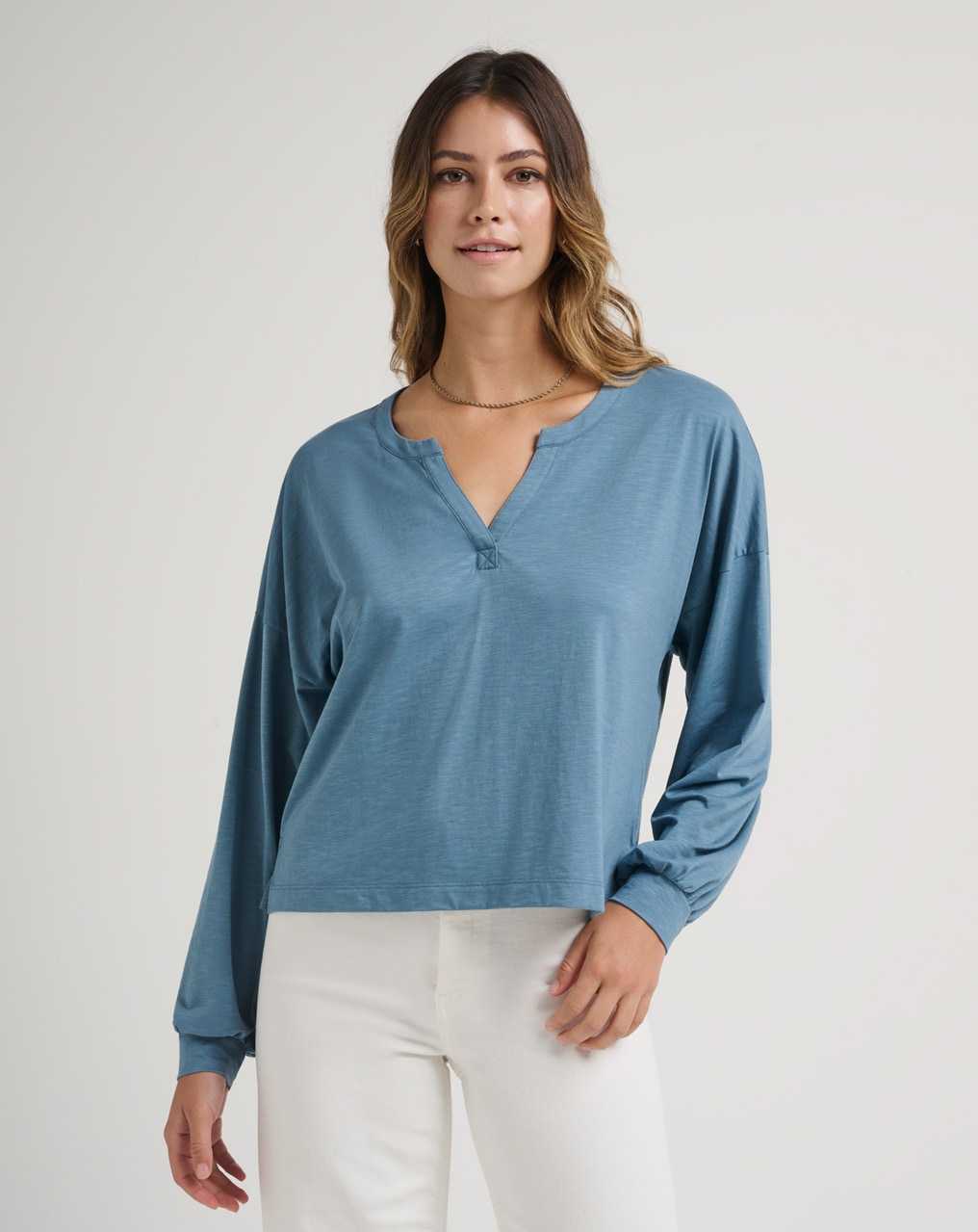 Travis Mathew Girls Night Top Oceanview | DHNAXWR-04