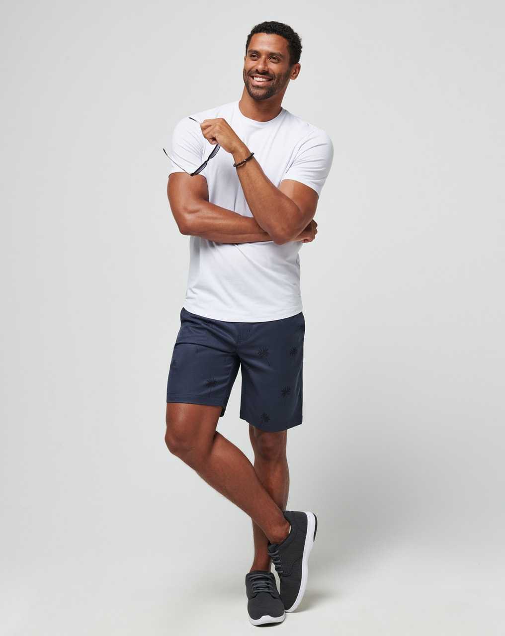 Travis Mathew Hana Hou Short 9in Heather Total Eclipse | ZFXBPCD-42