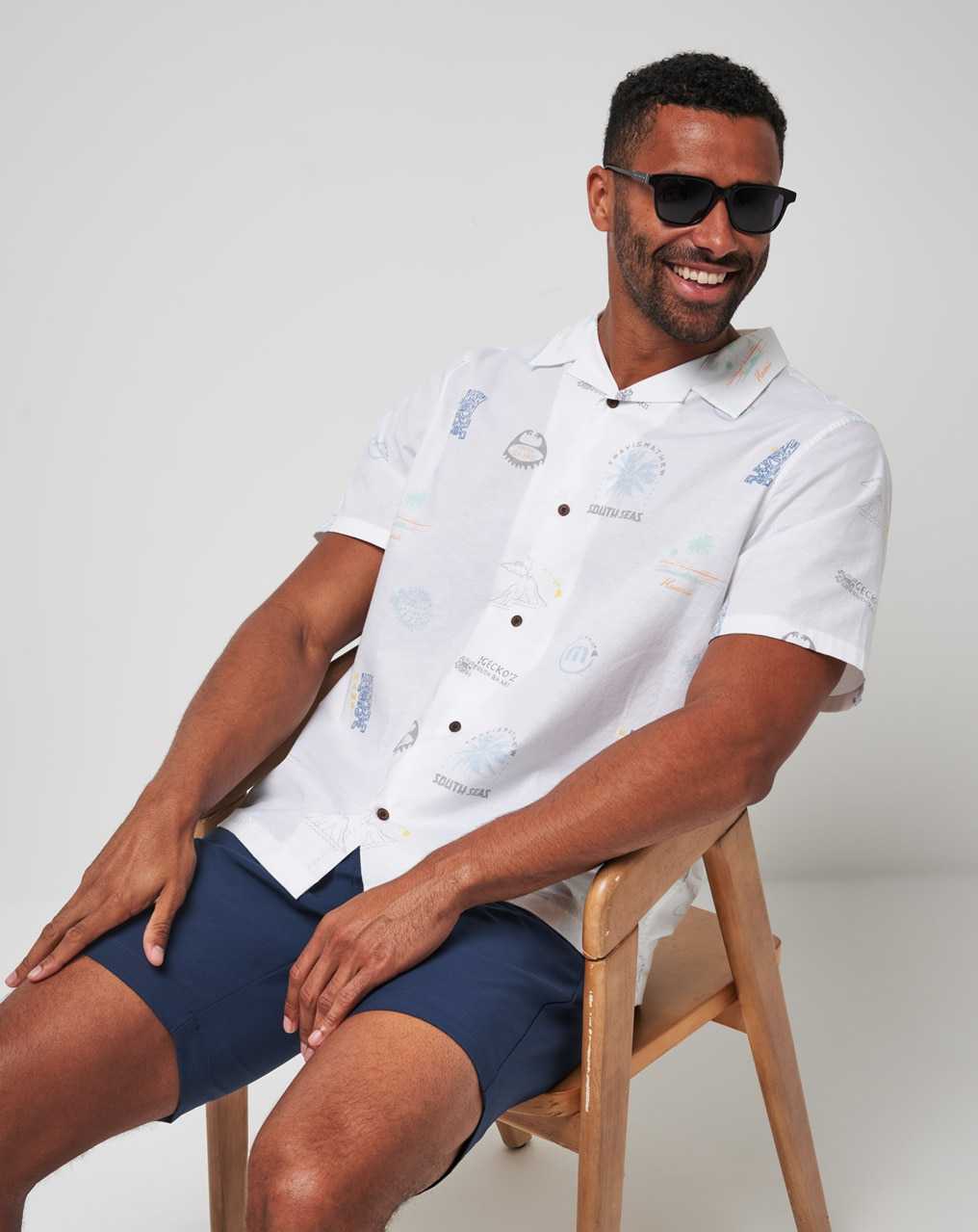 Travis Mathew Hawaiian Kitchen Button-up White | QORMTFK-46