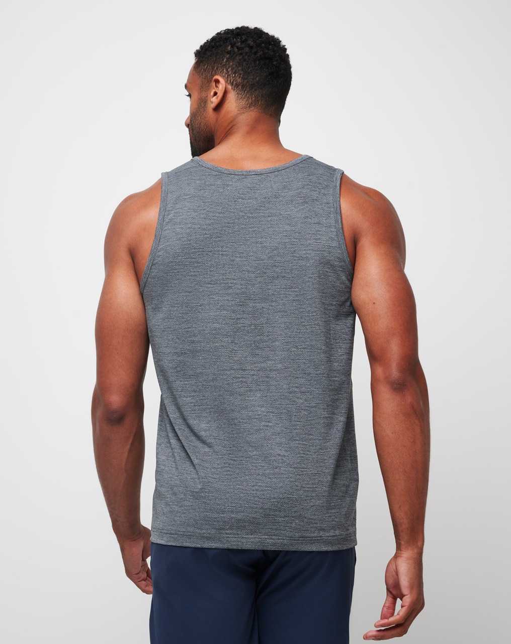 Travis Mathew Heater Pro Tank Heather Grey | GRKLMIN-14