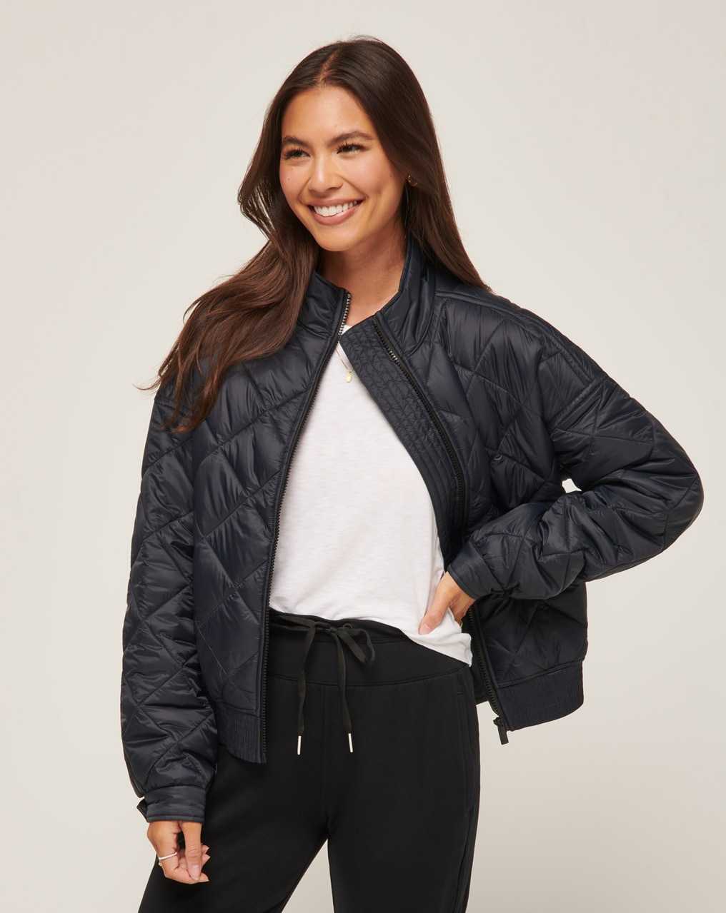 Travis Mathew Lights At Night Quilted Jacket Obsidian | HFKVGXA-19