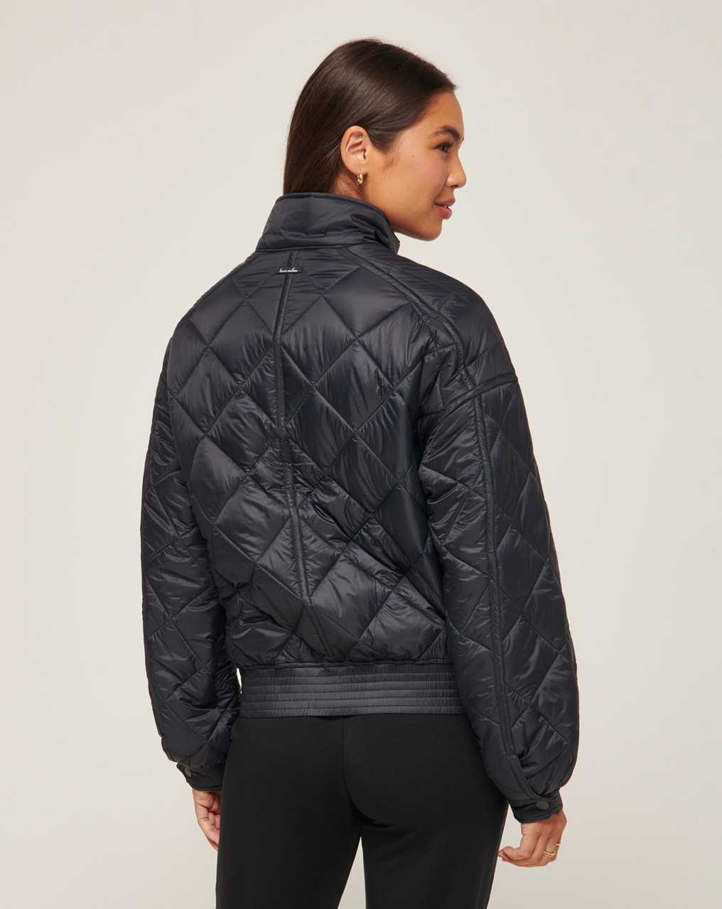 Travis Mathew Lights At Night Quilted Jacket Obsidian | HFKVGXA-19