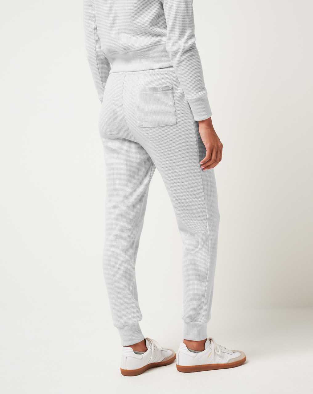 Travis Mathew Long Weekend Jogger Heather Light Grey | FYLNHIG-18