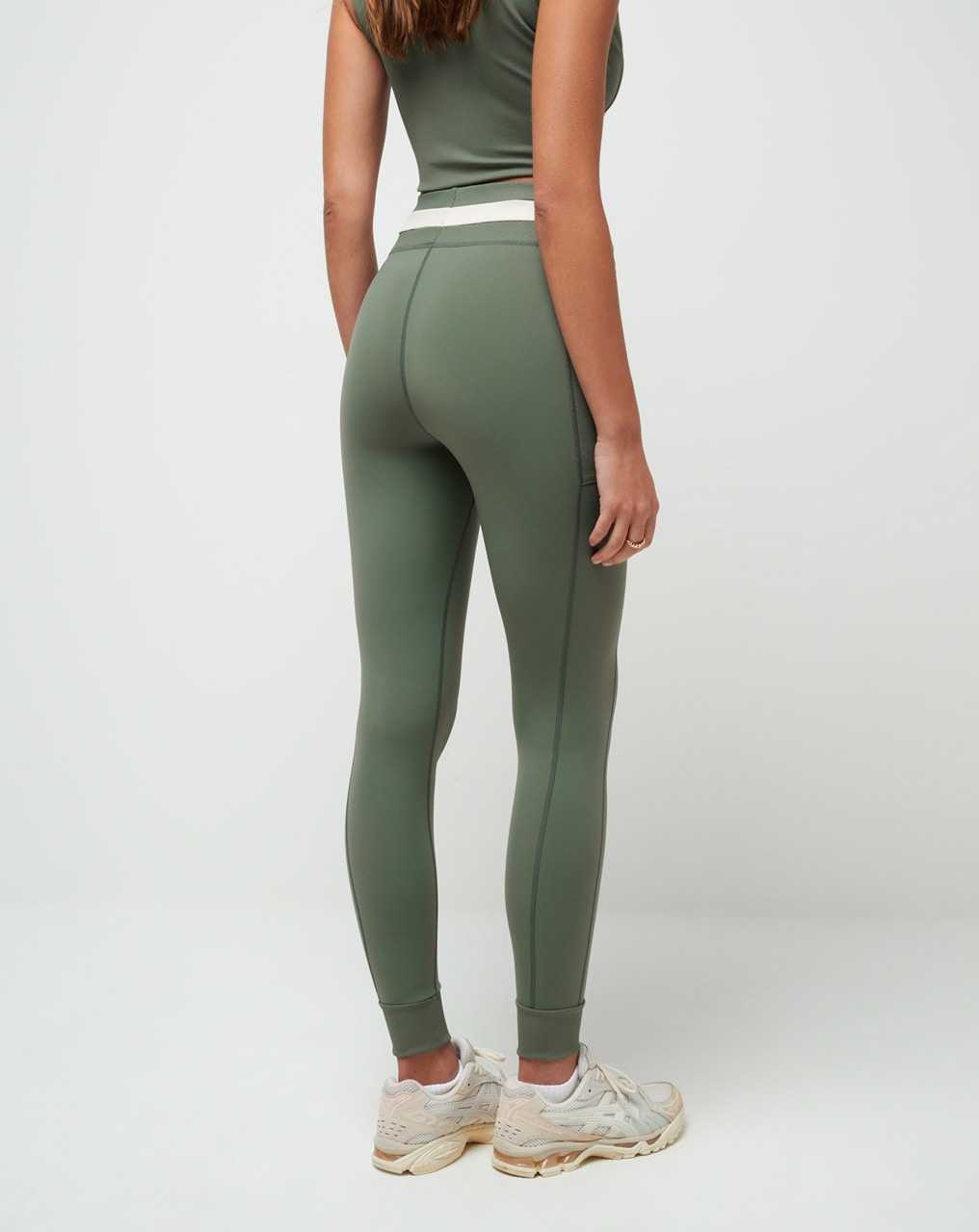 Travis Mathew Multitask Moveknit Legging Agave Green | WIZEOFD-38