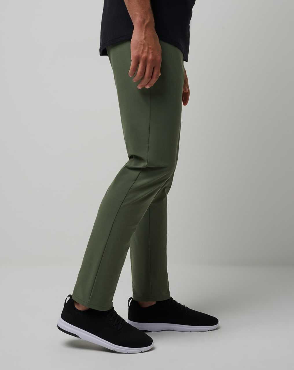 Travis Mathew Open To Close Tech Chino Pant Thyme | NECOIKS-95