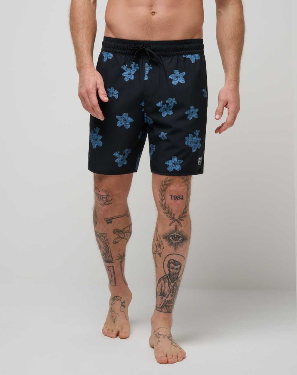 Travis Mathew Pineapple Time Boardshort Black | AHCTRQL-26