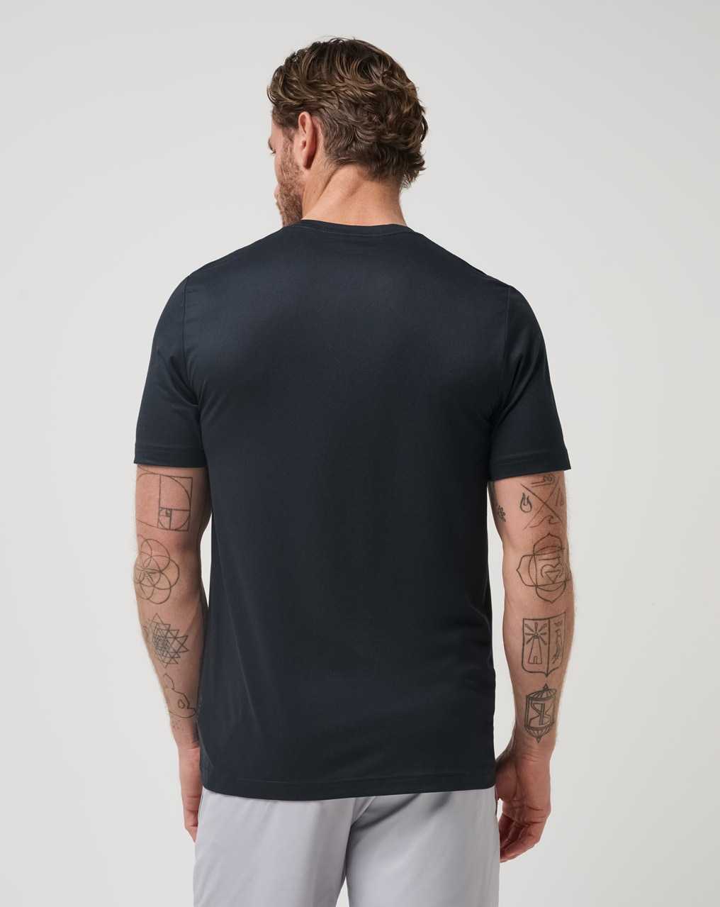 Travis Mathew Risk Taker Active Tee Black | KXFDSJY-80