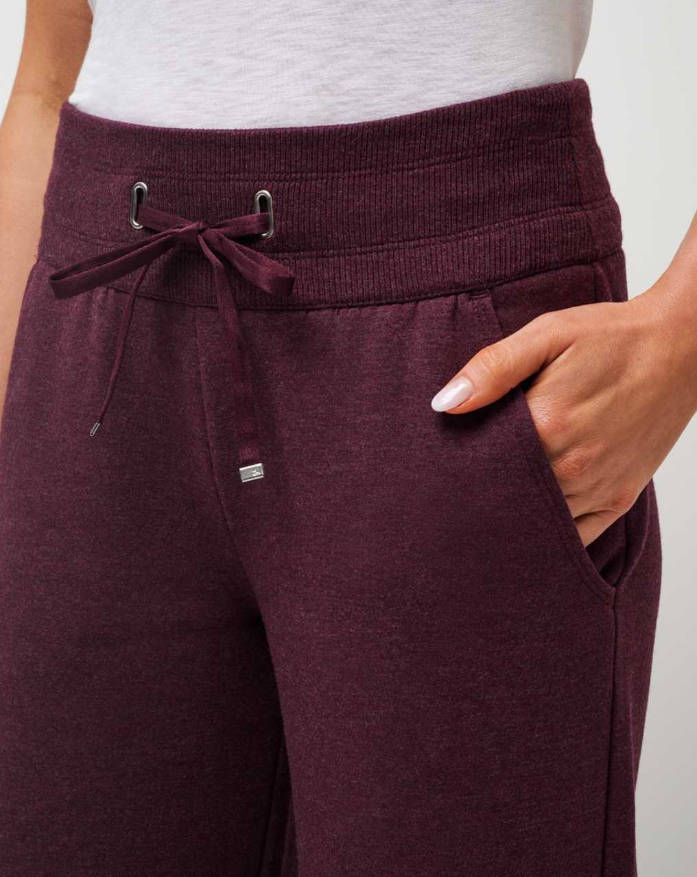 Travis Mathew Save The Day Wide Leg Pant Heather Winetasting | IAGPJOQ-76