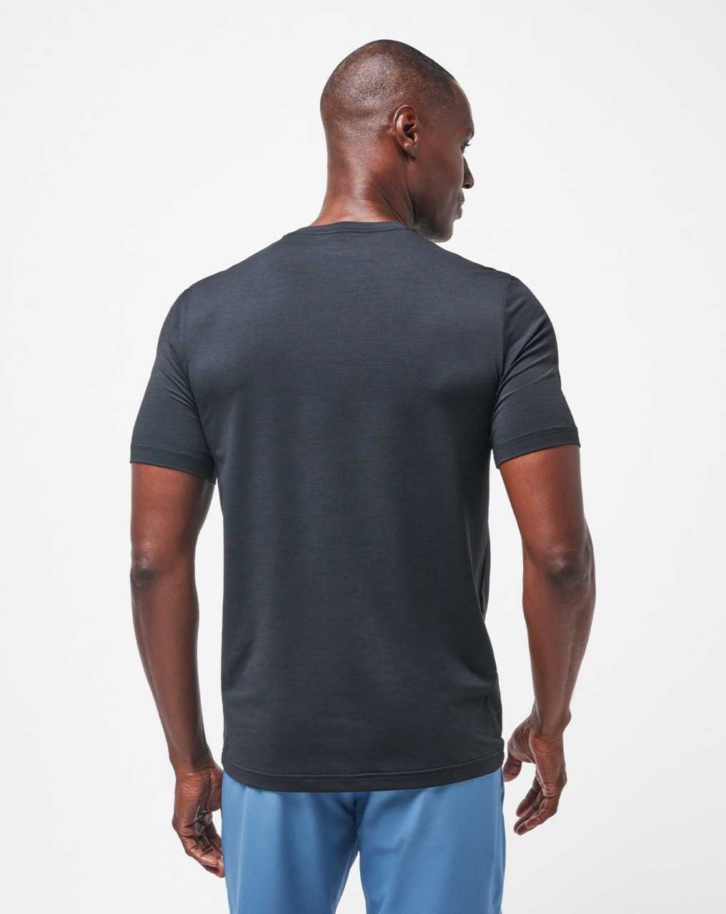 Travis Mathew Scenic Vista Active Tee Black | YCRWXTA-98