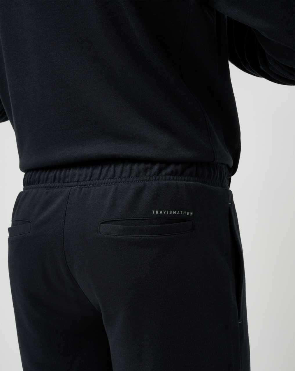 Travis Mathew Sideslip Short 8in Black | RKPYXAB-21