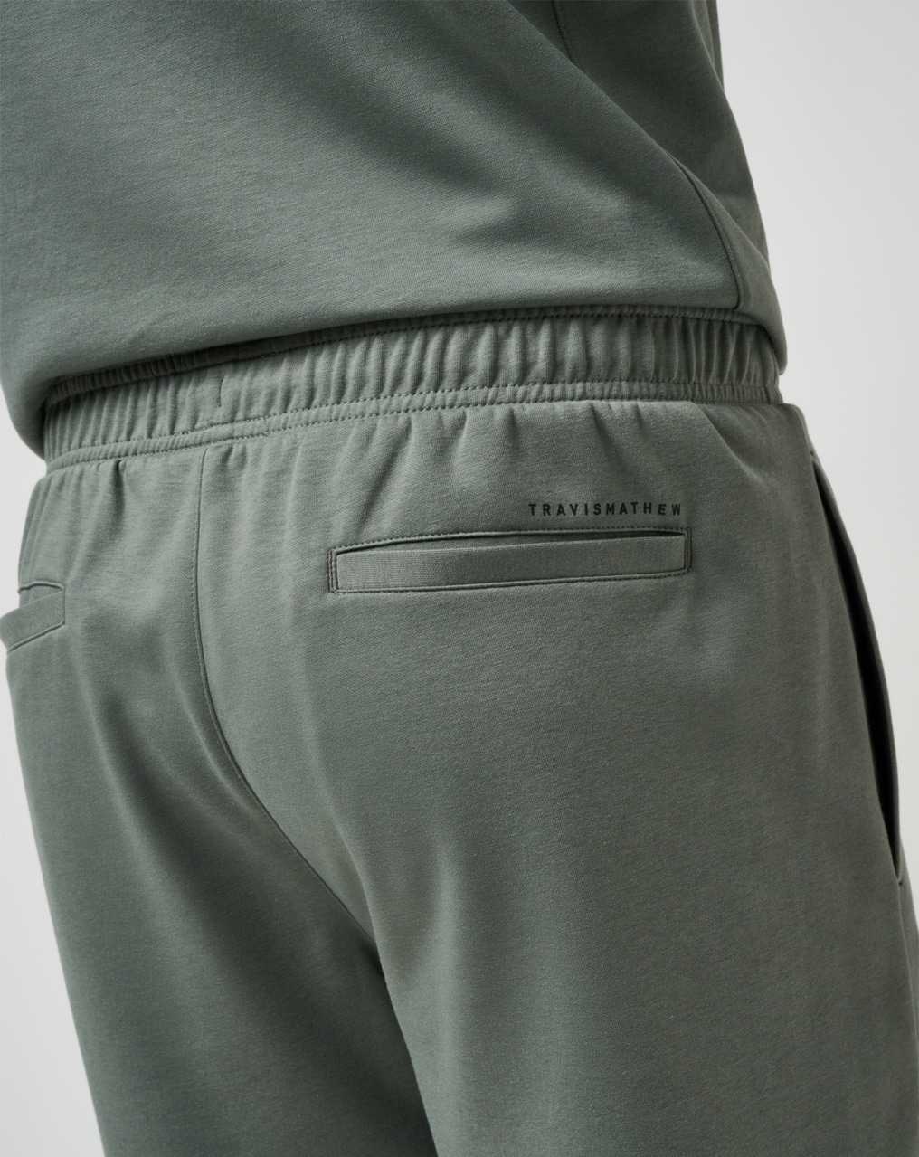 Travis Mathew Sideslip Short 8in Dark Olive | FOLZUCR-25