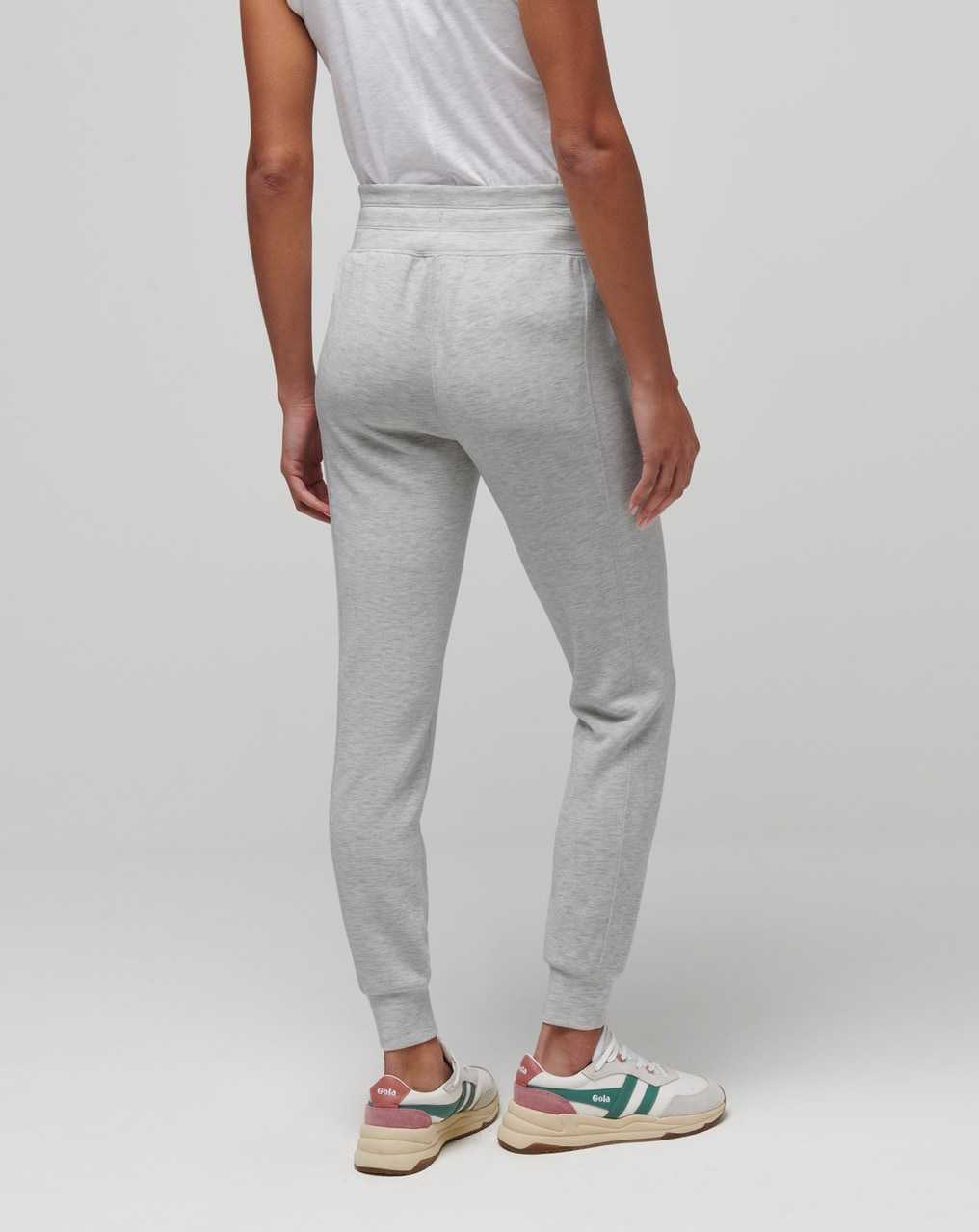 Travis Mathew Skyloft Soft Jogger Heather Light Grey | VKYLXPJ-27