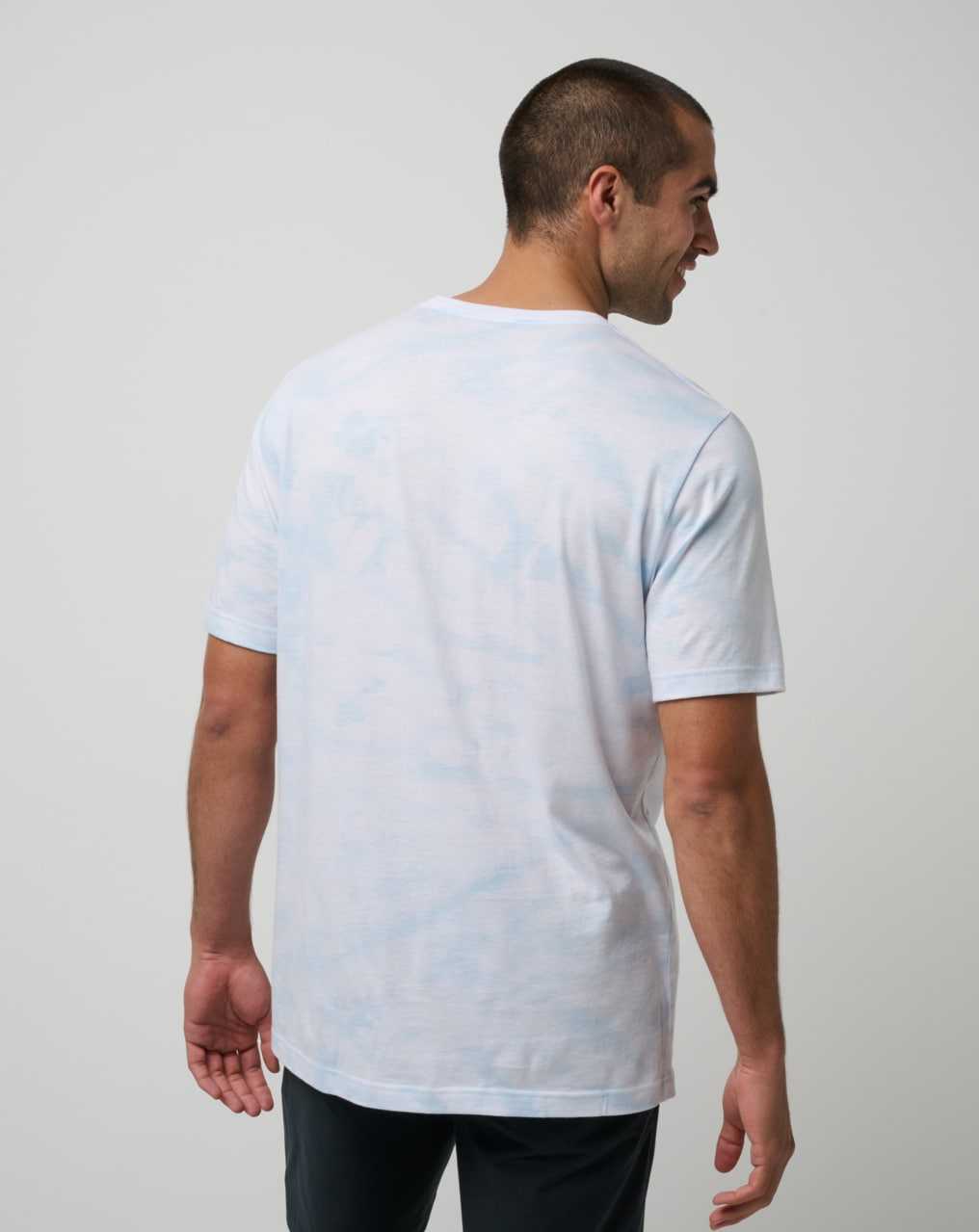 Travis Mathew Sun And Soak Tee White | EZBHYGR-98