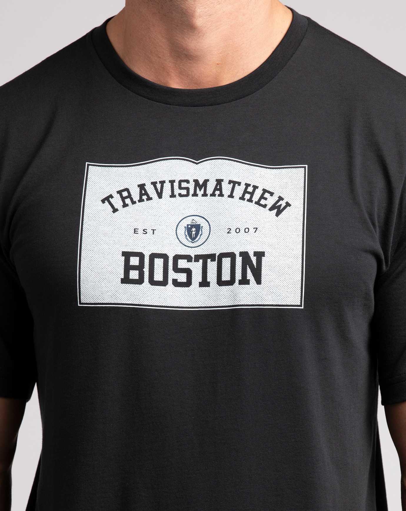 Travis Mathew Take The T Tee Black | QTLSWNY-06