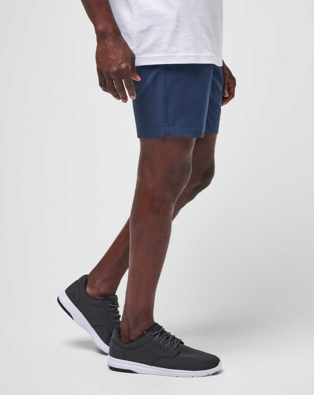 Travis Mathew Tech Chino Short 8in Dress Blues | MDGVQER-30