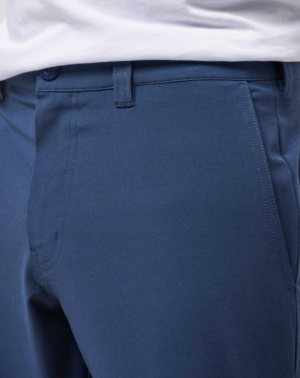 Travis Mathew Tech Chino Short 8in Dress Blues | MDGVQER-30