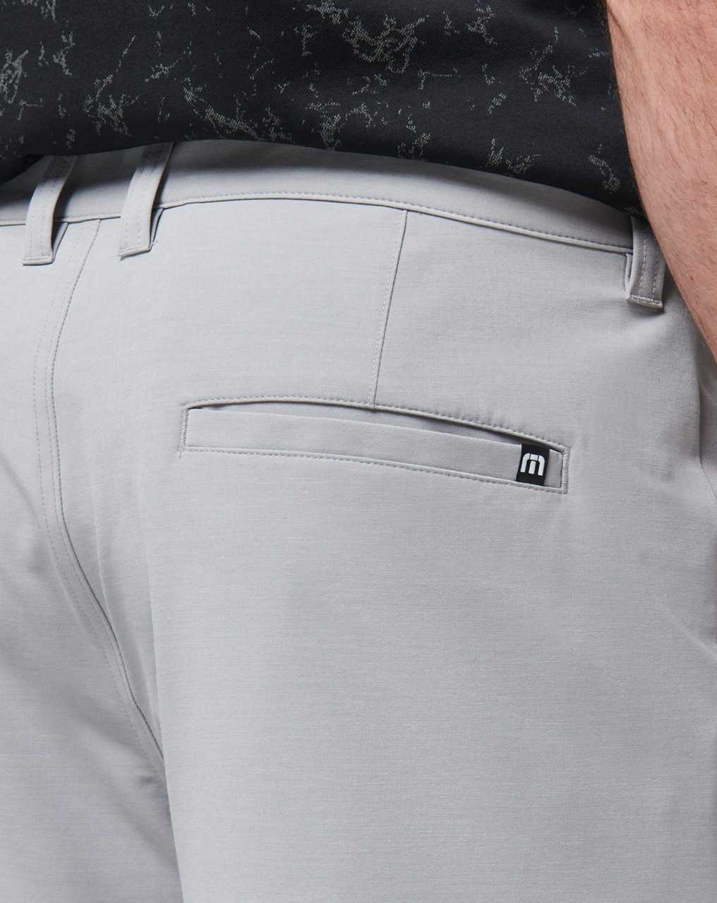 Travis Mathew Tech Chino Short 8in Heather Sleet | YUKNFMT-48