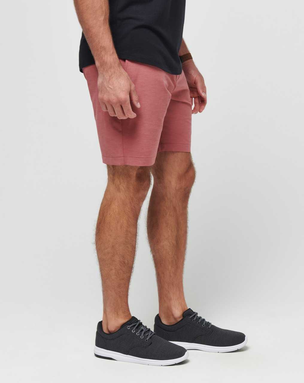 Travis Mathew Tech Chino Short 8in Heather Roan Rouge | WLHKPCE-13