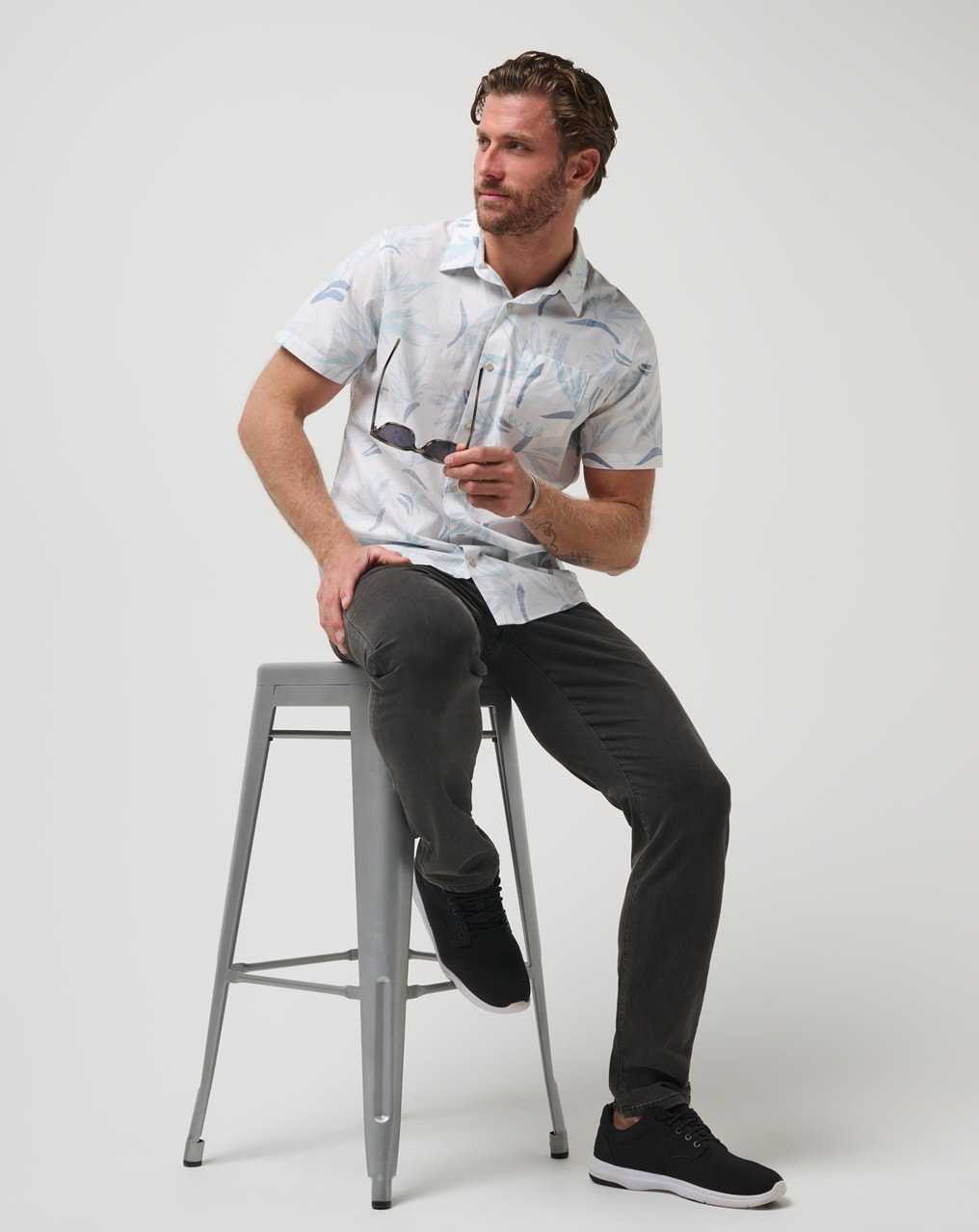 Travis Mathew The Thick Of It Button-up White/Quiet Harbor | LKAJHNB-95