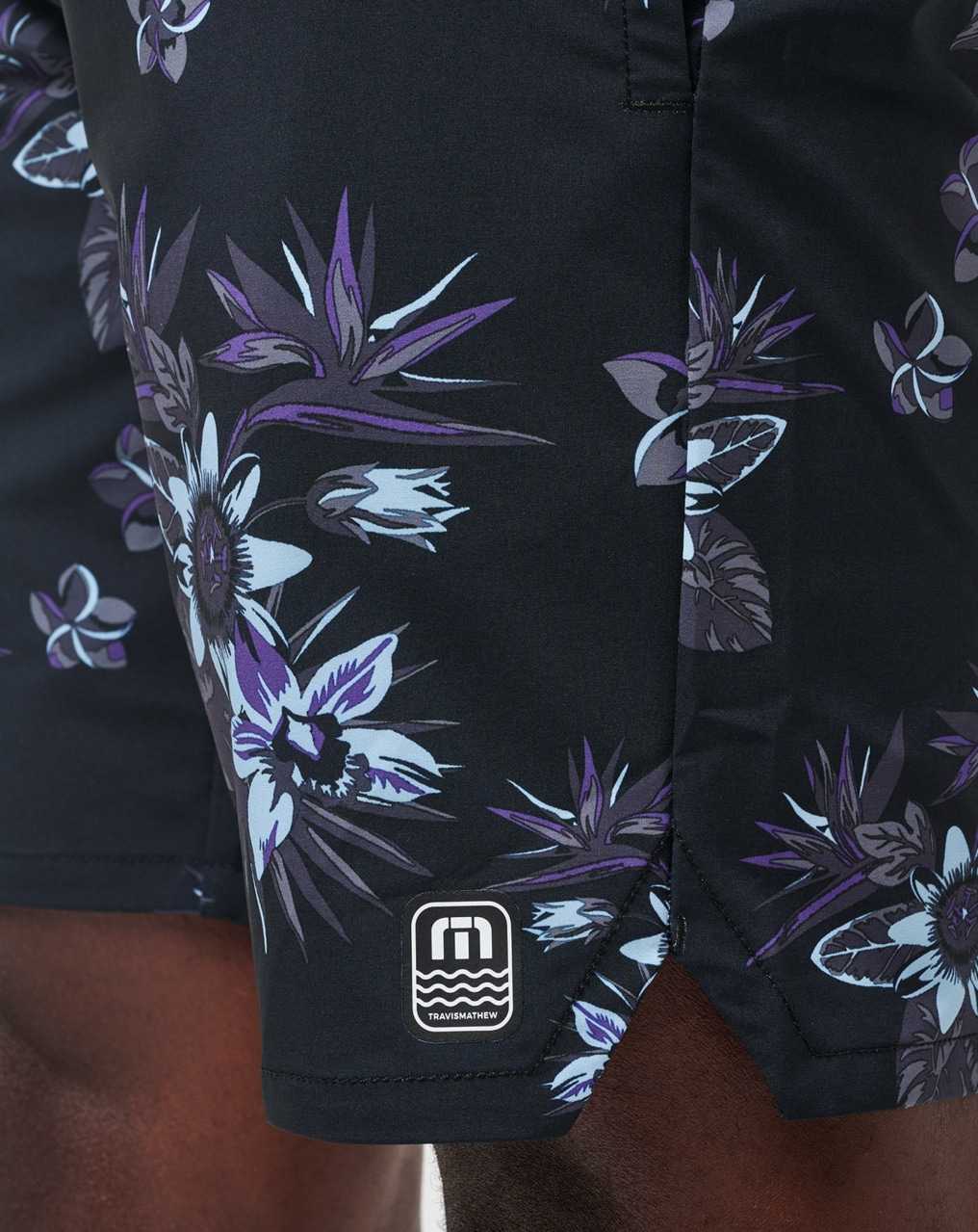 Travis Mathew Tiki Time Boardshort Black | EYKTMVH-95