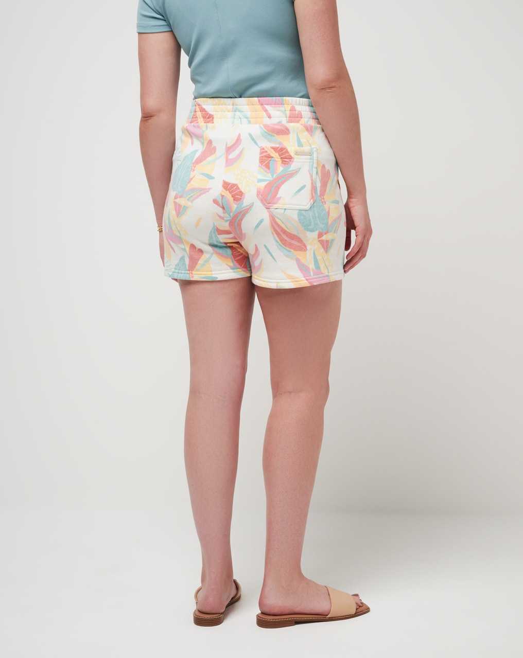 Travis Mathew Tiki Tipsy Cloud Fleece Short Ivory Multi | RGXAOYN-79