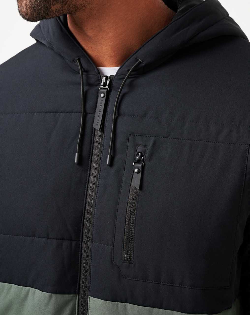 Travis Mathew Torch Runner Full Zip Black | HPNWCKG-74