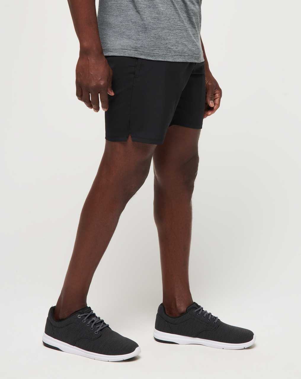 Travis Mathew Wanderlust E-waist Short 7.5in Black | TBAEZHR-53