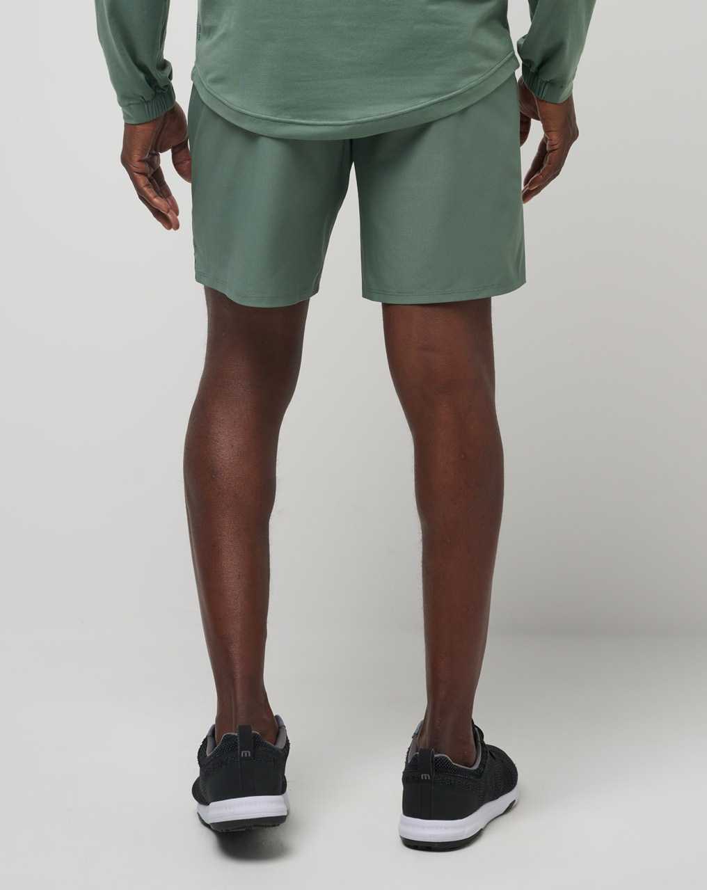 Travis Mathew Wanderlust E-waist Short 7.5in Laurel | EYDMTRG-87